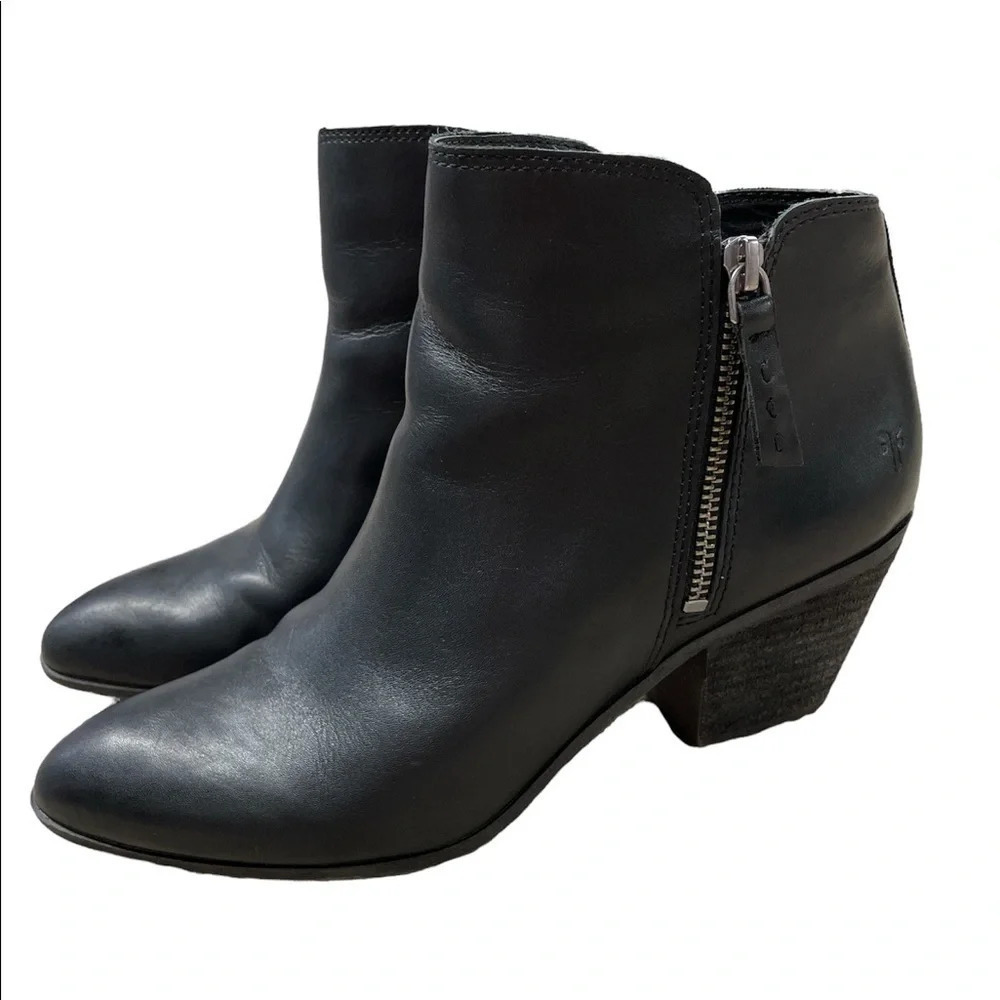 Frye Women's Judith Black Leather Zip Up Ankle Boots Booties 9.5M
